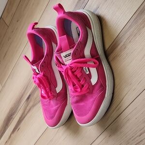 Neon Pink Ultrarange EXO SE Shoe Women's Size 9 Well Maintained Hot Sneaker